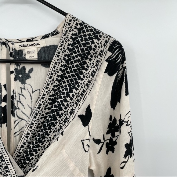 Billabong Boho Free Spirit Bell Sleeve Dress - Picture 4 of 12